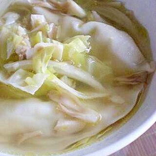 餃子のリメイクレシピ☆ ギョーザのワンタンスープ風